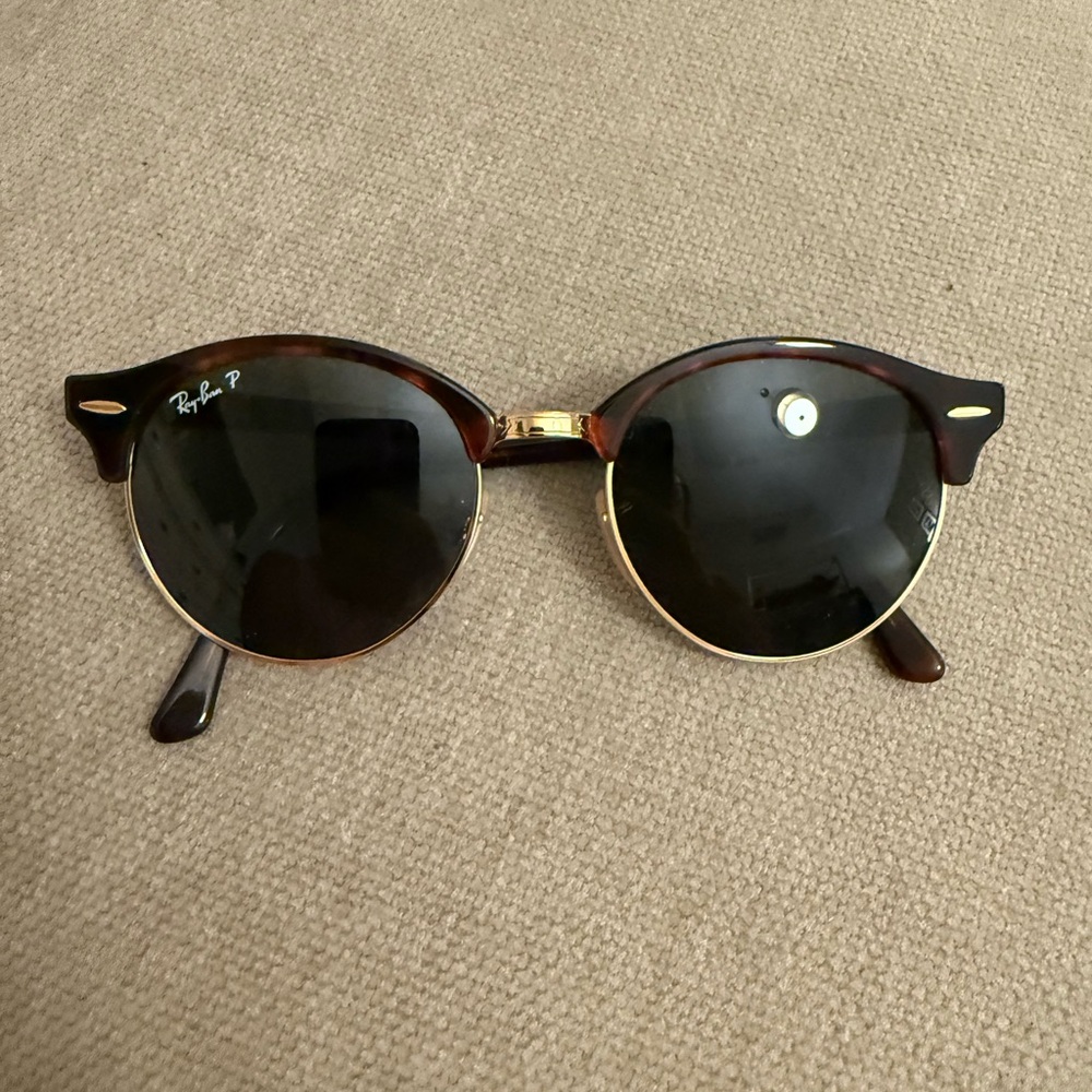 Ray-Ban Clubmaster Sunglasses - Picture 5 of 5